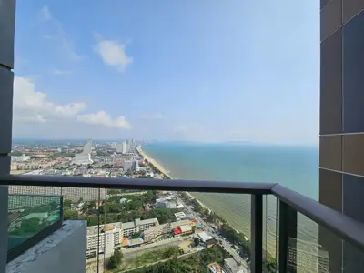 Copacabana Jomtien Ocean-View Condominium For Sale in Foreigner Name 