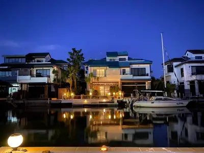 Yacht Club Village - house for sale 