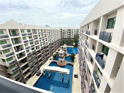 Nice 1 bedroom for rent with pool view (Rented August 2024)