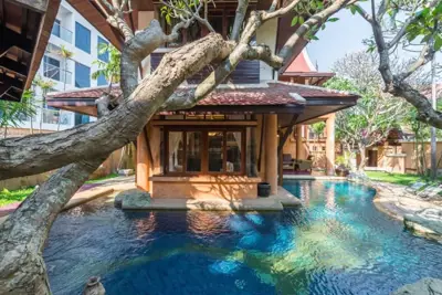 For sale! 2 Story 4 bedroom House with private pool at Dharawadi Pattaya