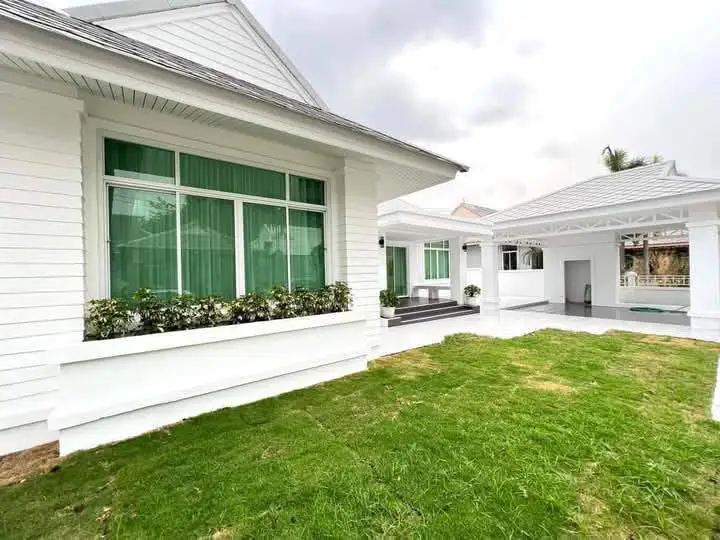 Single-Storey detached house for rent in Soi Siam Country Club