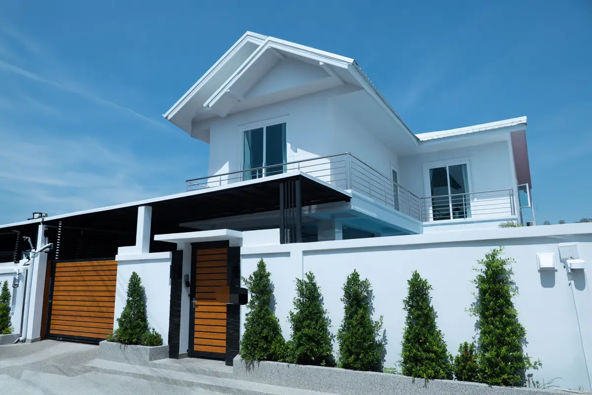 House for sale - 4 bedrooms