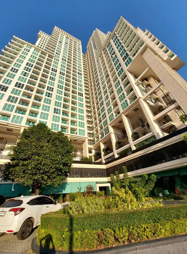 City Garden Tower Condominium on 3rd road for sale 