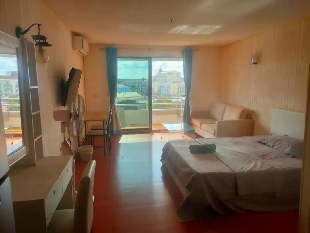 Condo for sale at Angket Condominium 