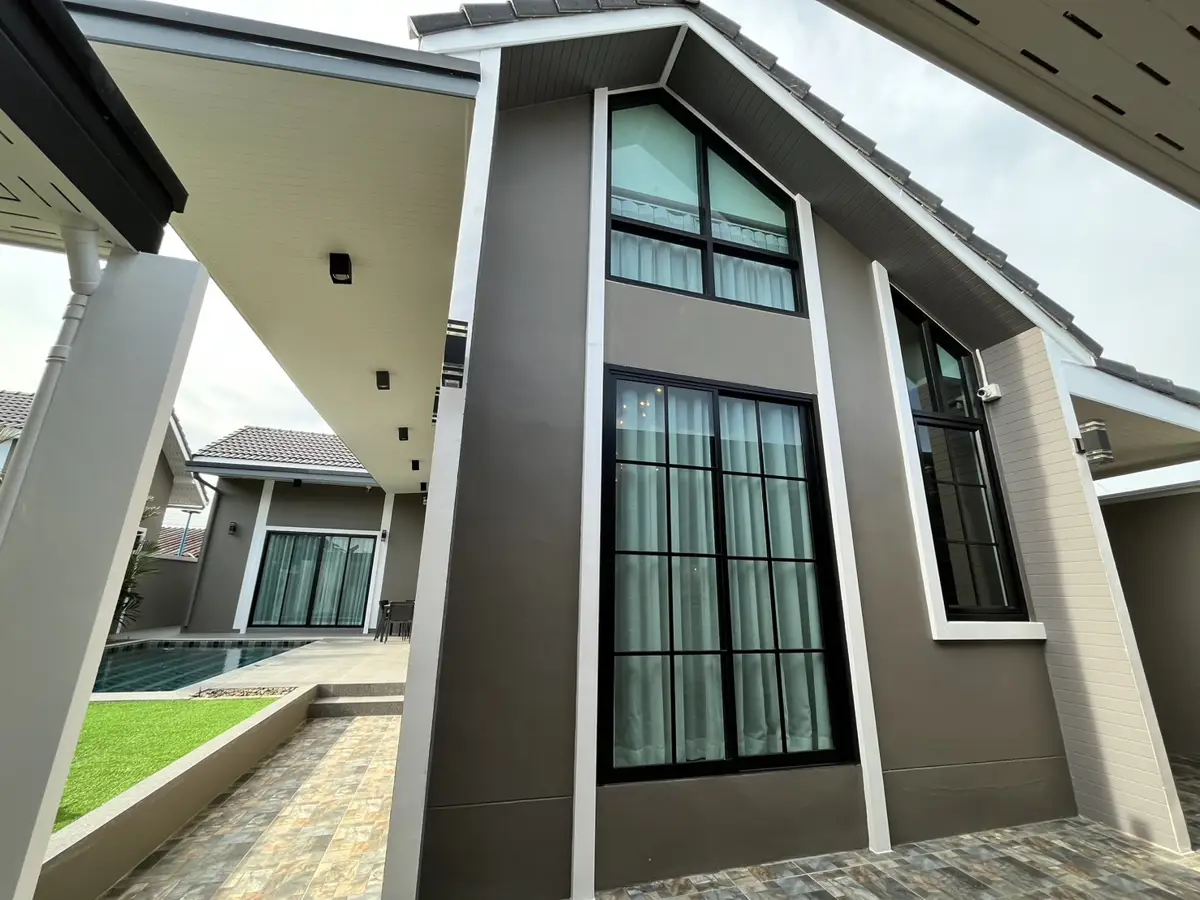 Single New house ready to move, Nordic pool villa style