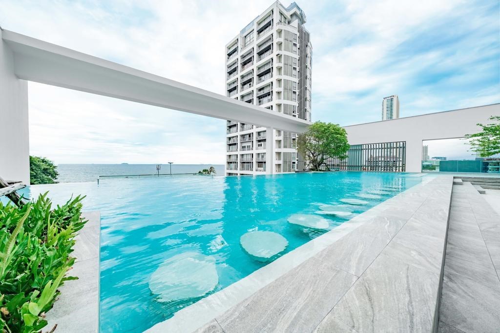 Aeras Beachfront 1 Bedroom for Sale