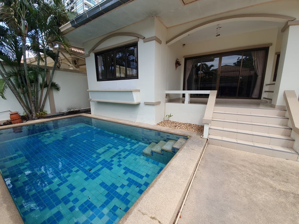Pool Villa Jomtien for Sale and Rent