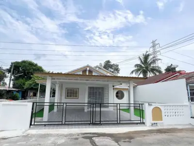 House For Sale Pruksachat 7 Village Surasak Chon Buri