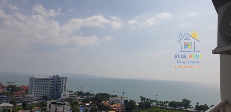 Jomtien Beach Condominium For Sale/Rent