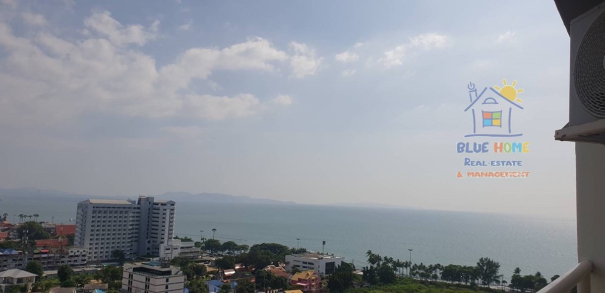 Jomtien Beach Condominium For Sale/Rent