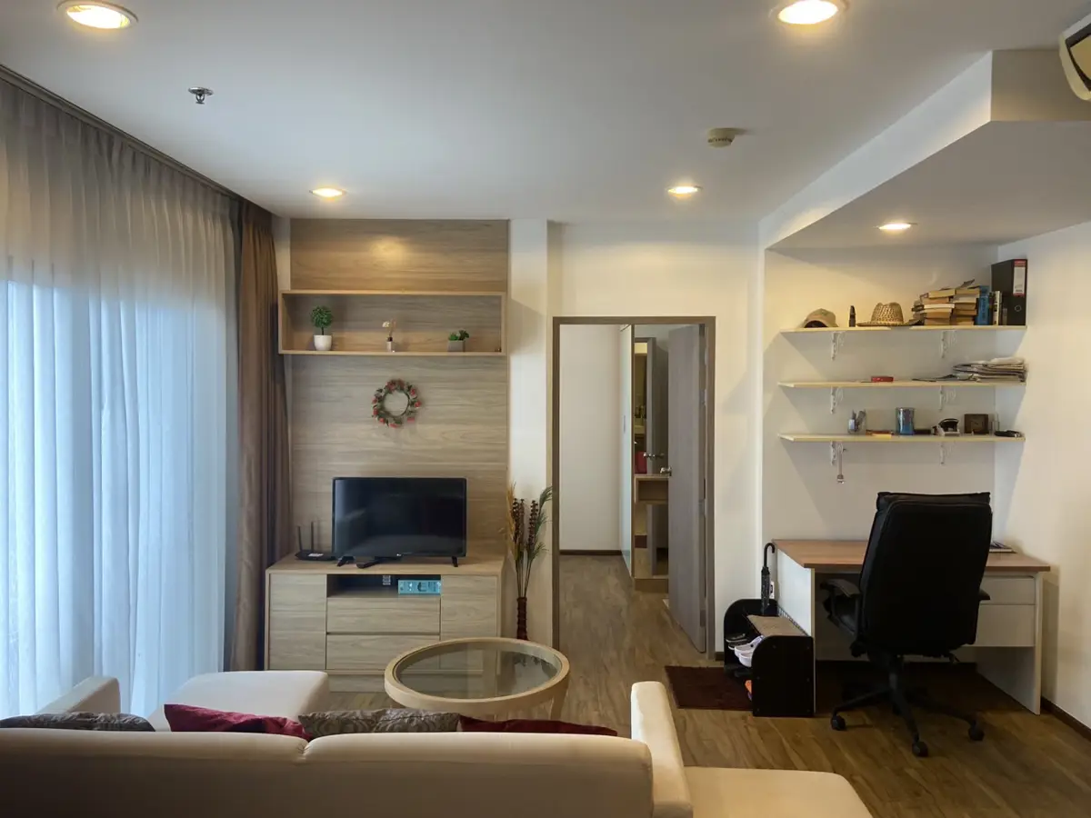 Very nice unit for sale in Treetops