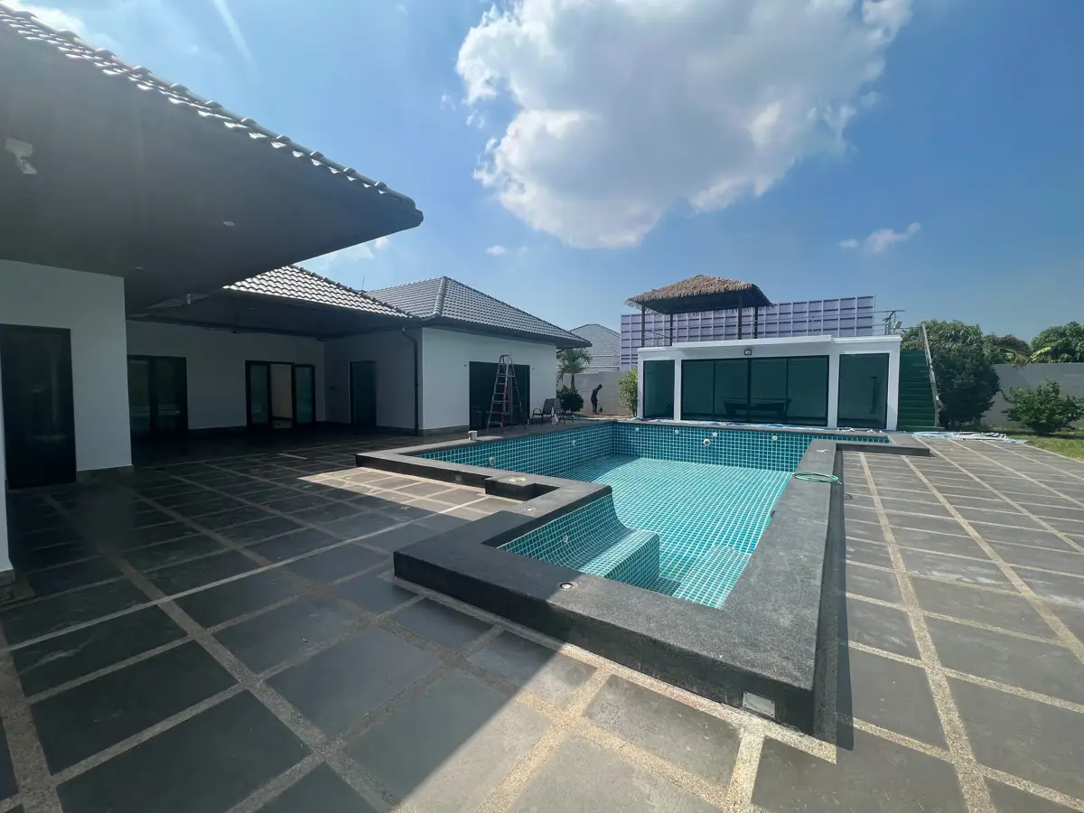 House 3 Bedroom 4 bathroom Huay Yai