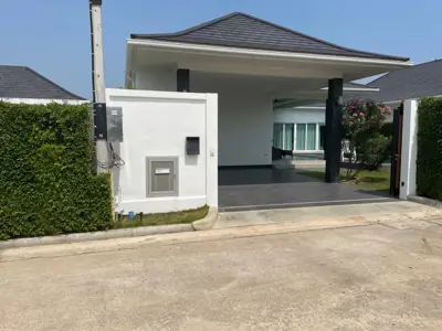 บ้าน 3 ห้องนอน ให้เช่าพร้อมสระว่ายน้ำส่วนตัวที่ ซอย 88