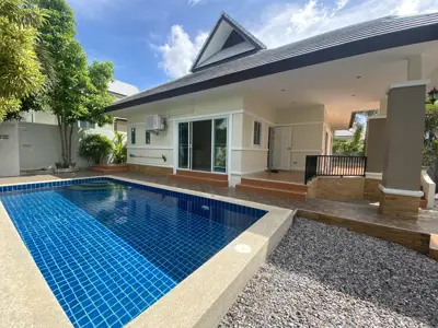 Pool-Villa in bester Lage