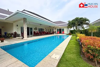Moderne private Poolvilla zum Verkauf – Top-Lage nahe Hua Hin