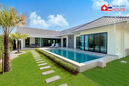 Moderne Poolvilla in Toplage – Hua Hin Soi 112