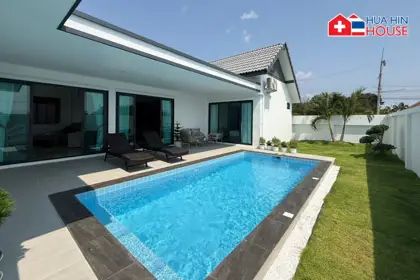 Neue moderne Poolvilla im Herzen von Hua Hin zu verkaufen!