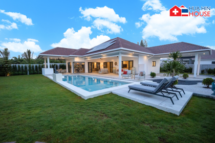 Elegante Poolvilla mit 3 Schlafzimmern in ruhiger Lage von Hua Hin