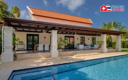 Luxus-Poolvilla in exklusiver Golf-Wohnanlage – Hua Hin