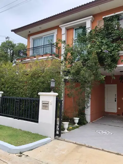  Seeseiten-Eleganz im Boulevard Tuscany Cha-am-Hua Hin - Haus zum Verkauf!