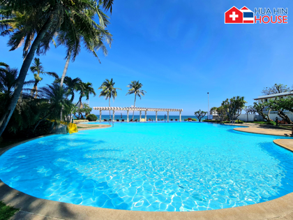 Spacious 1-Bedroom Condo Near Tamarind & Cicada Markets – Hua Hin