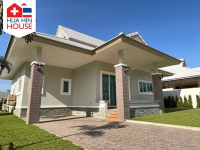 Atemberaubende brandneue Villa mit spektakulärem Bergblick in Thap Tai -Hua Hin House-