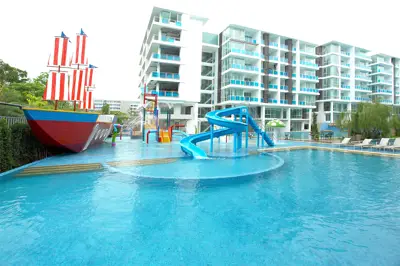 Zu verkaufen: Luxuriöse Eigentumswohnung direkt am Strand im My Resort Hua Hin