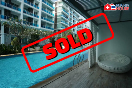 Familien-Duplex-Wohnung im Santorini-Stil