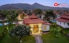 3-Bedroom Private Pool Villa at a Prestigious Golf Community in Hua Hin 
