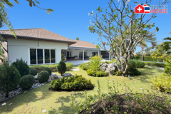 Luxury 180° Mountain View Pool Villa with Rooftop Terrace