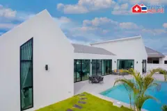 Luxuries Modern Villa