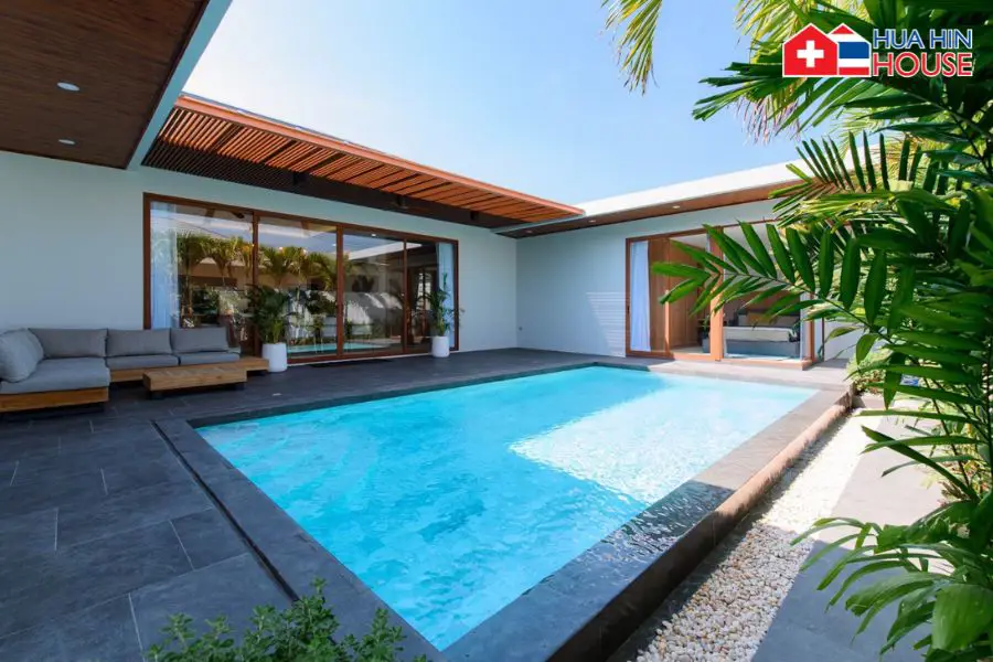 Modern Tropical Retreat – Resale Villa in Prestigious Community