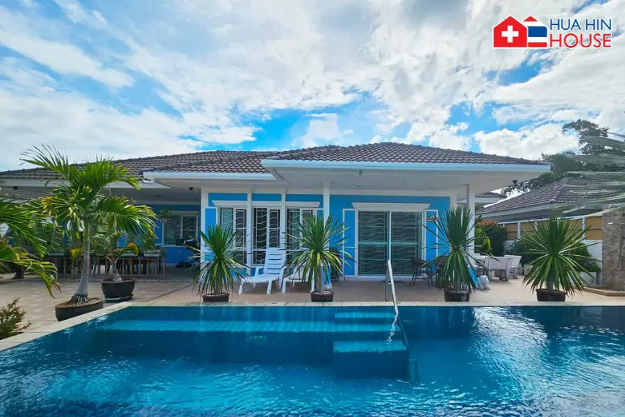 Modern Villa with Private Pool