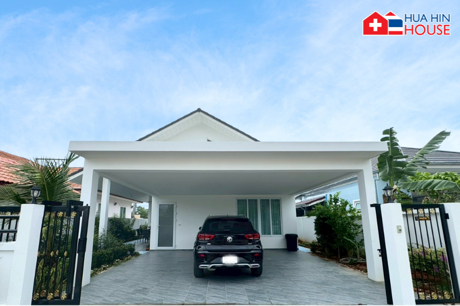 Modern Home, Great Location