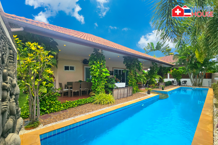 Cozy 3-Bedroom Pool Villa for Sale in Hua Hin Soi 2