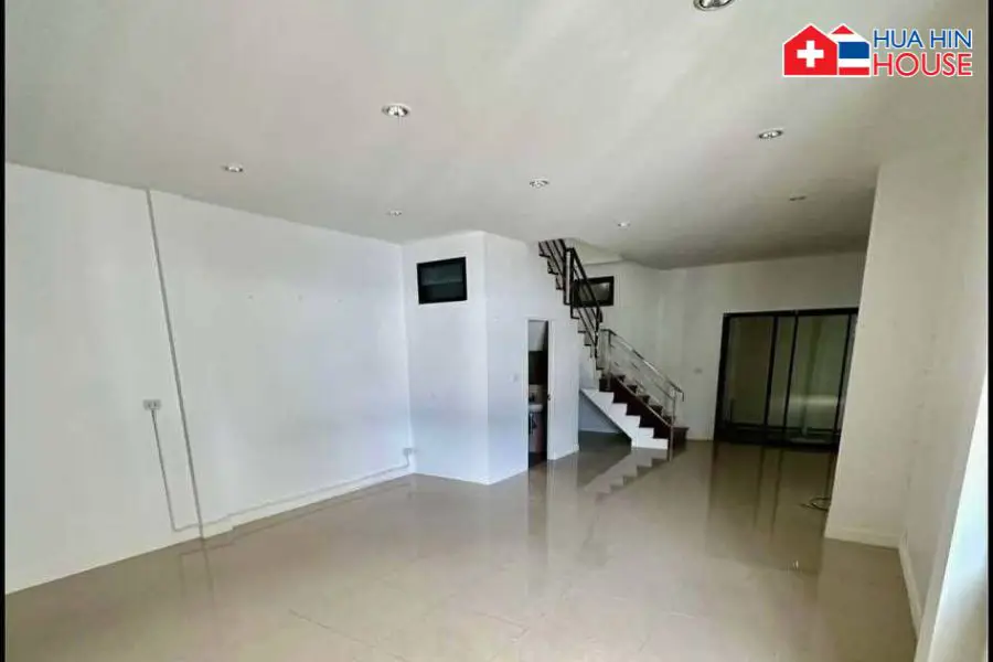  Urgent Sale!! Shophouse / Townhouse in Hua Hin 102