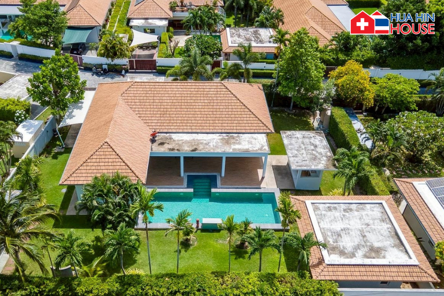 🏡 พูลวิลล่า 4 ห้องนอนสำหรับขายในหัวหิน