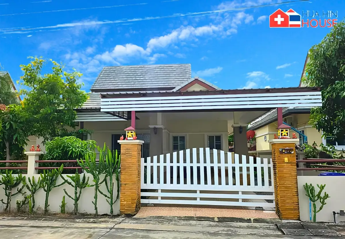 Beautiful 3-Bedroom House for Rent in Soi 102, Hua Hin