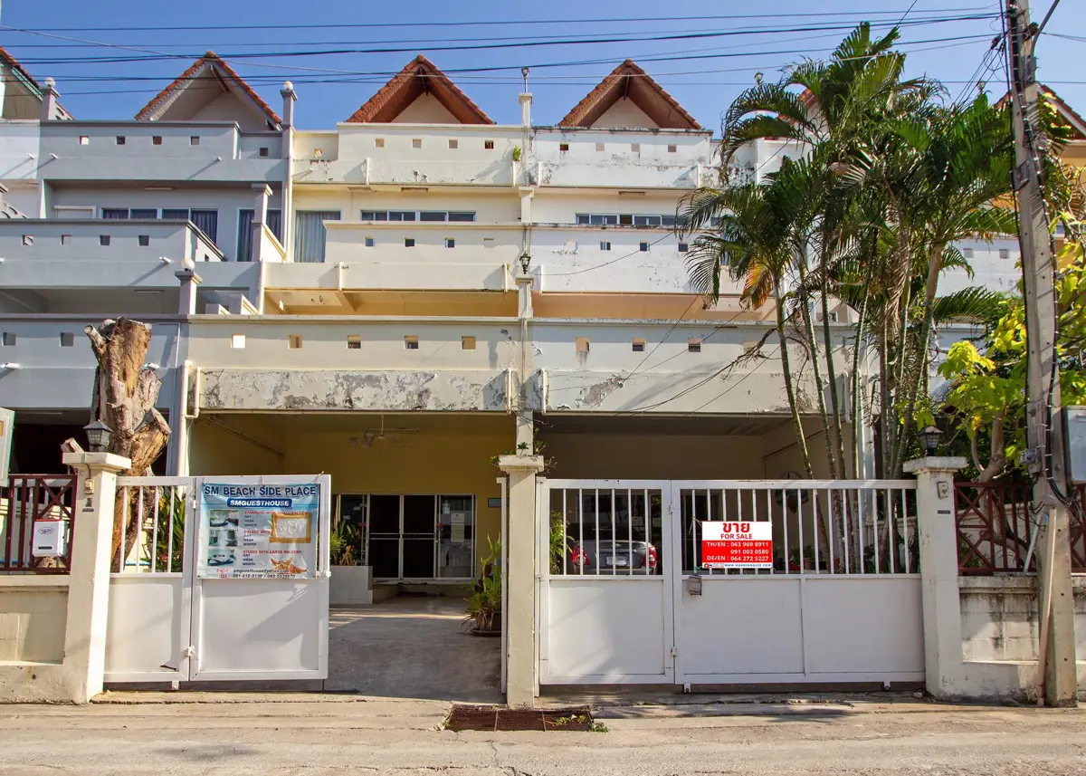 Investment Opportunity in Paradise: Two Townhouses for Sale!