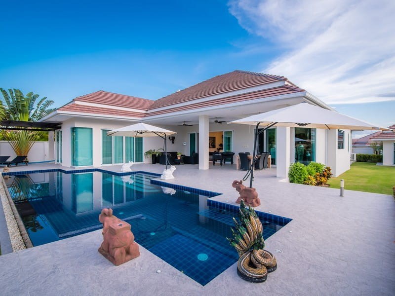 Attraktives Immobilienangebot: Geräumiges Haus, ursprünglich 23,5 Millionen Baht, jetzt nur 16.5 Millionen Baht!