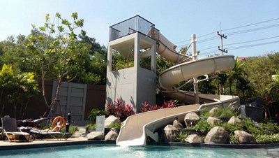 Condominium for rent UNIXX South Pattaya showing the communal pool