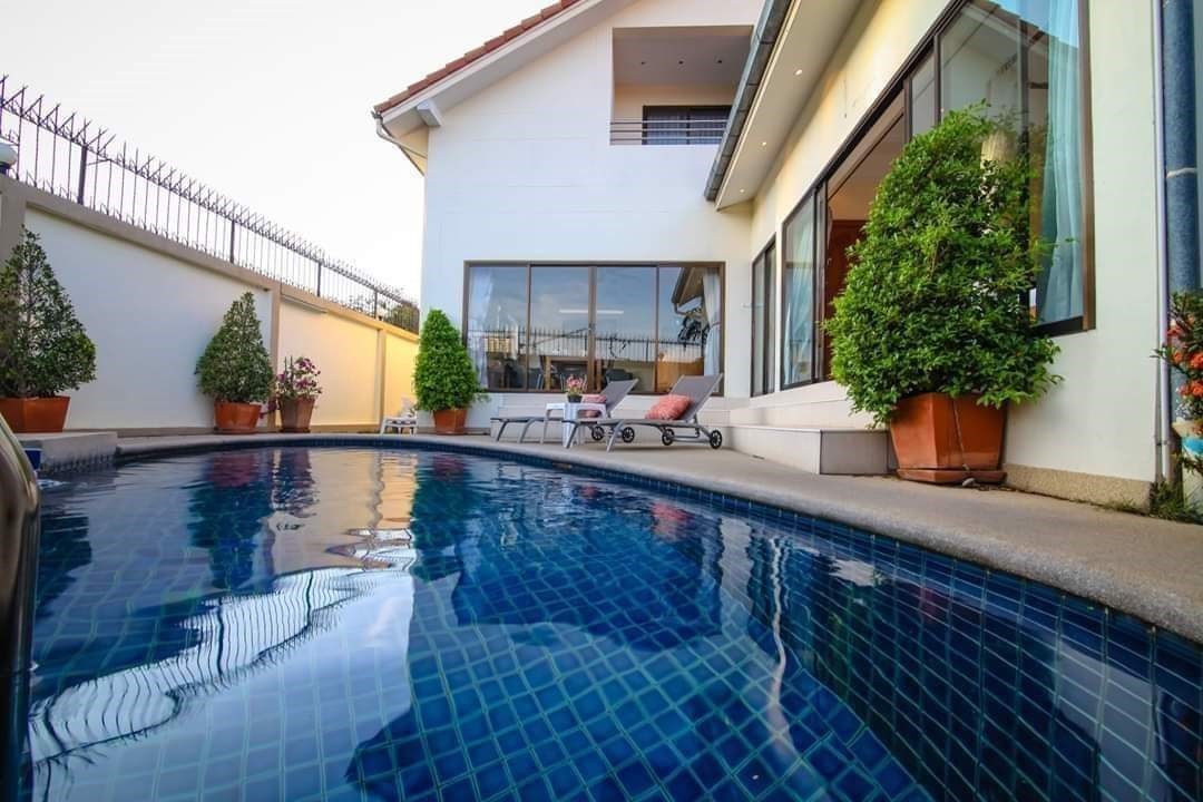 5 bedroom House for rent Jomtien Pattaya