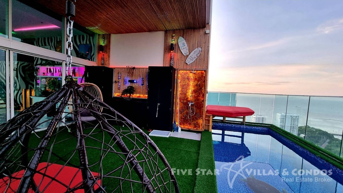 Party Penthouse Pratumnak Pattaya