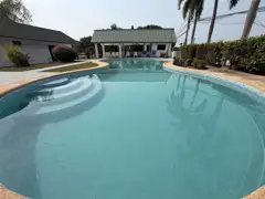 Pool villa for Sale near Pattaya motorway toll (No7)