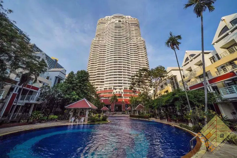 Metro Jomtien Condotel For Sale