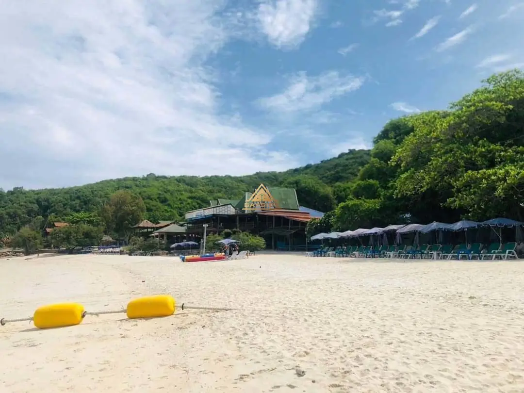 Sale Resort with land 10 Rai Location Kho Larn 