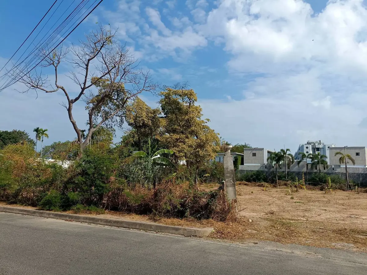 Land for sale, 1.5 rai