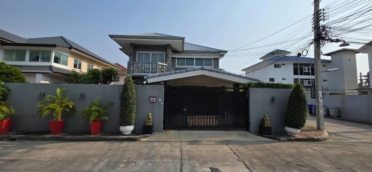 LUXURY VILLA FOR SALE IN JOMTIEN 