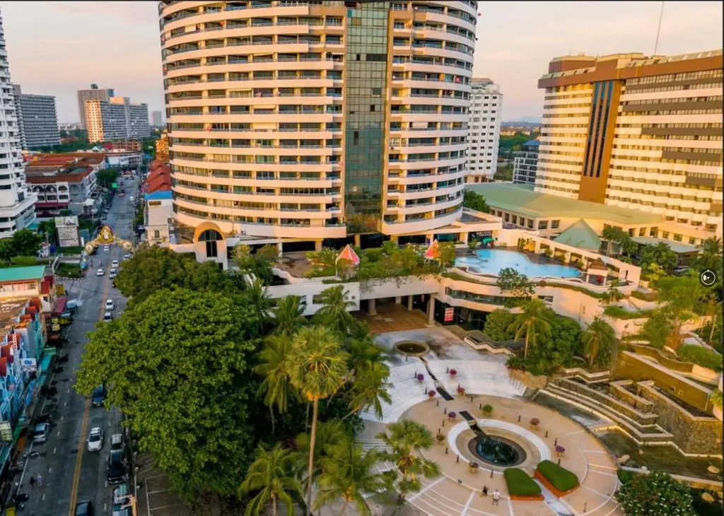 Condo For Rent Jomtien Plaza Condotel