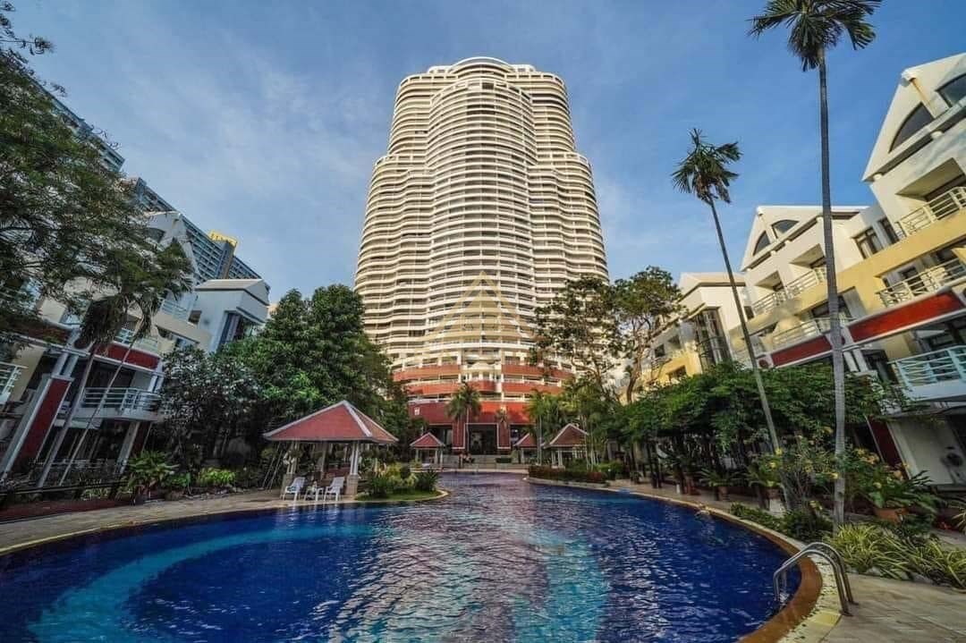 Metro Jomtien Condotel Studio Room For Rent